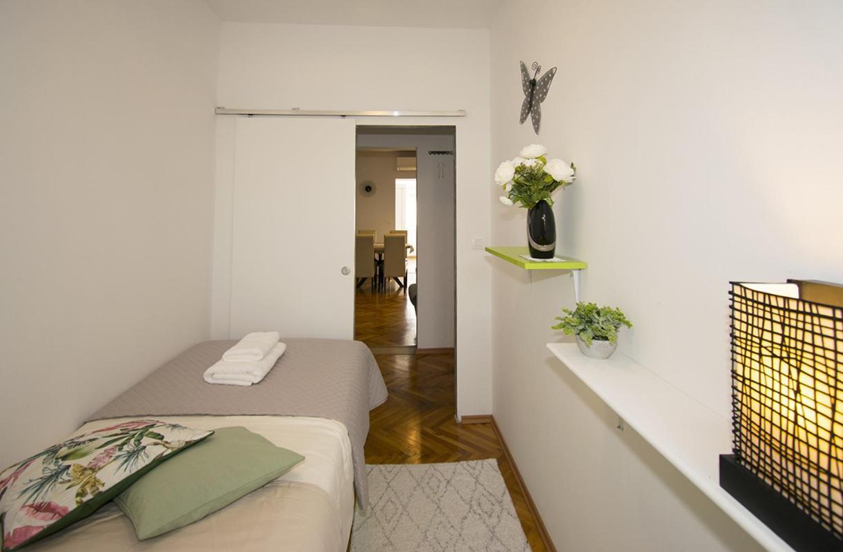 Edera, Near The Town In A Quiet Location Appartement *