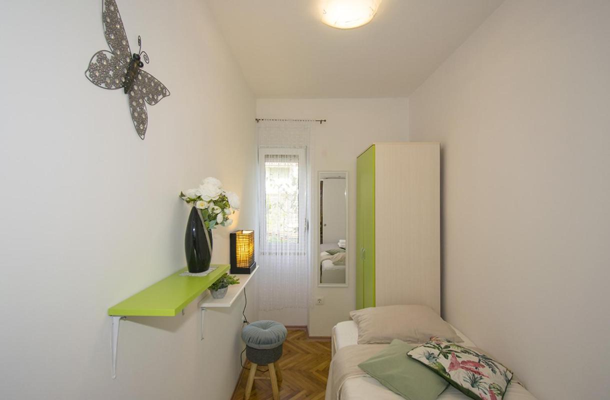 Edera, Near The Town In A Quiet Location Rovinj